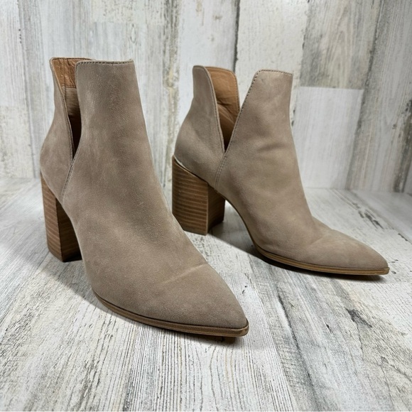 Steve Madden Tan Ankle Boots - Picture 5 of 11